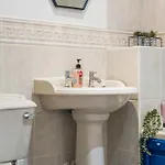 Apartman Artist Abode In