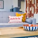 Artist Abode In * York