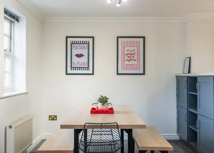 Artist Abode In * York