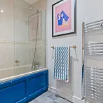 Artist Abode In Apartment York