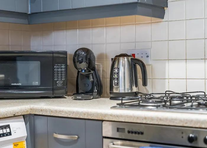 Artist Abode In Apartment *